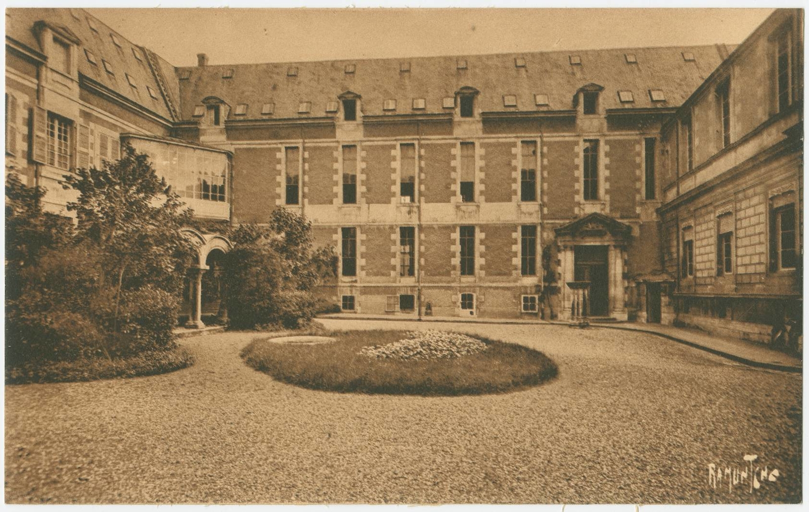 Post Image