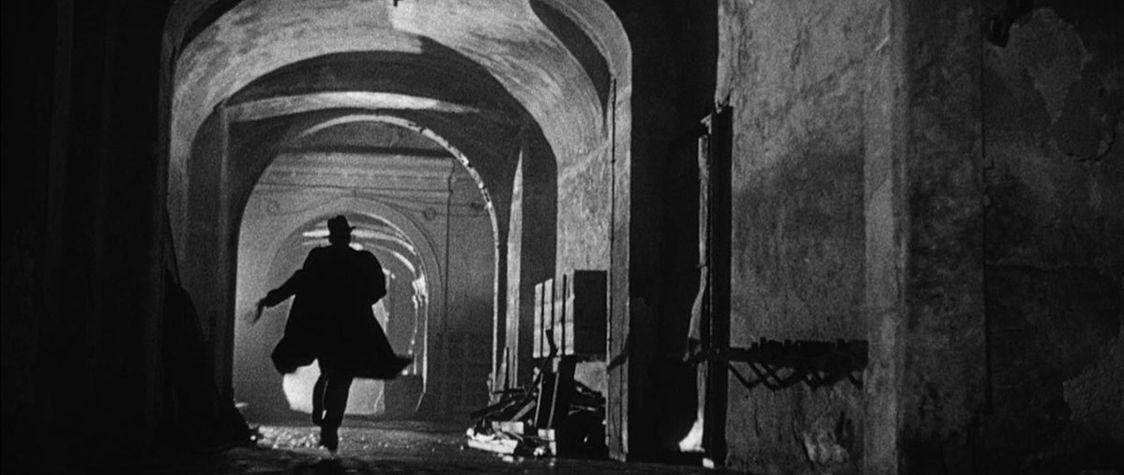 10 Must-See Film Noir Movies: Non-Stop Thrills 10 Must-See Film Noir Movies: Non-Stop Thrills