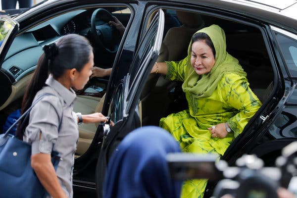 2002 Submarine Bribery Case: French Prosecutors Accuse Malaysia's Ex-Prime Minister Najib 2002 Submarine Bribery Case: French Prosecutors Accuse Malaysia's Ex-Prime Minister Najib