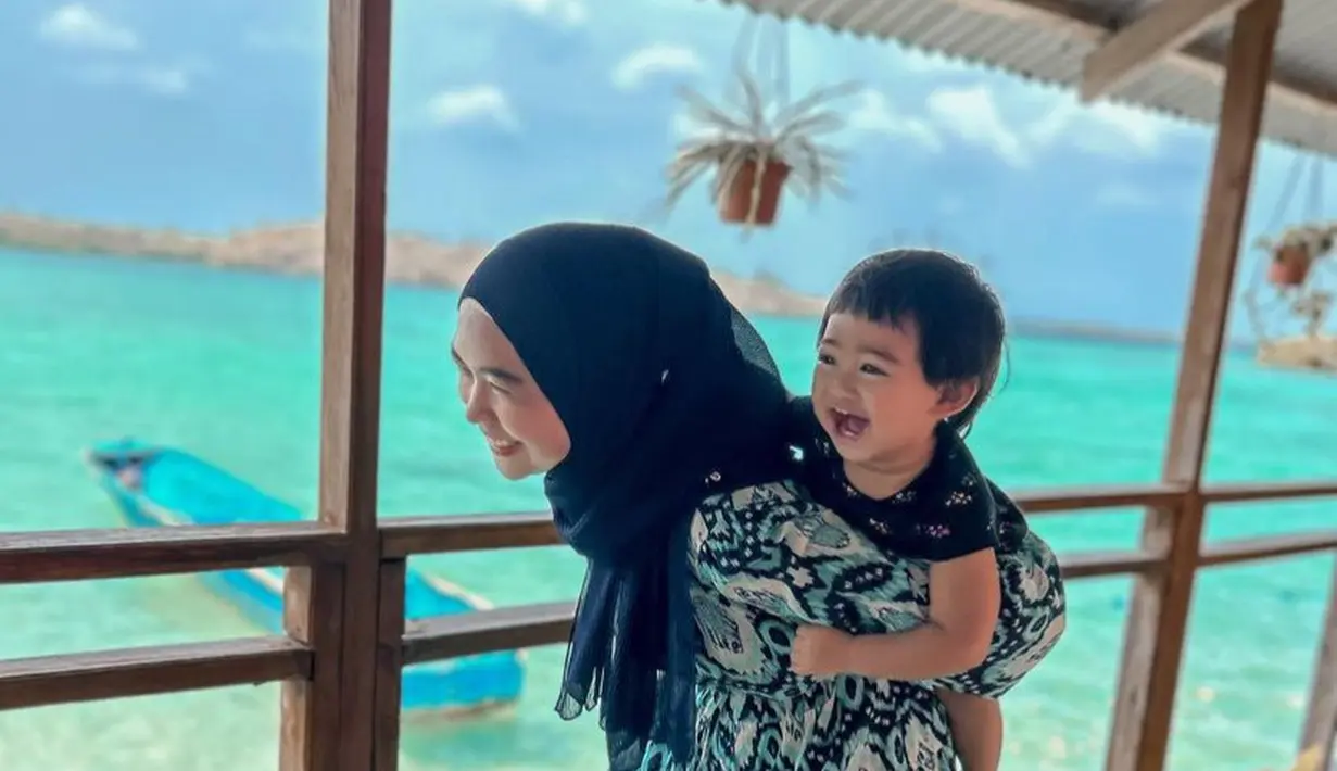 7 Potret Keseruan Ria Ricis Dan Moana Liburan Lebaran Di Bali & Sumba 7 Potret Keseruan Ria Ricis Dan Moana Liburan Lebaran Di Bali & Sumba