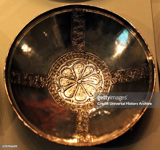A Sixth-Century Vessel From Sutton Hoo: New Insights Into Burial Rituals A Sixth-Century Vessel From Sutton Hoo: New Insights Into Burial Rituals