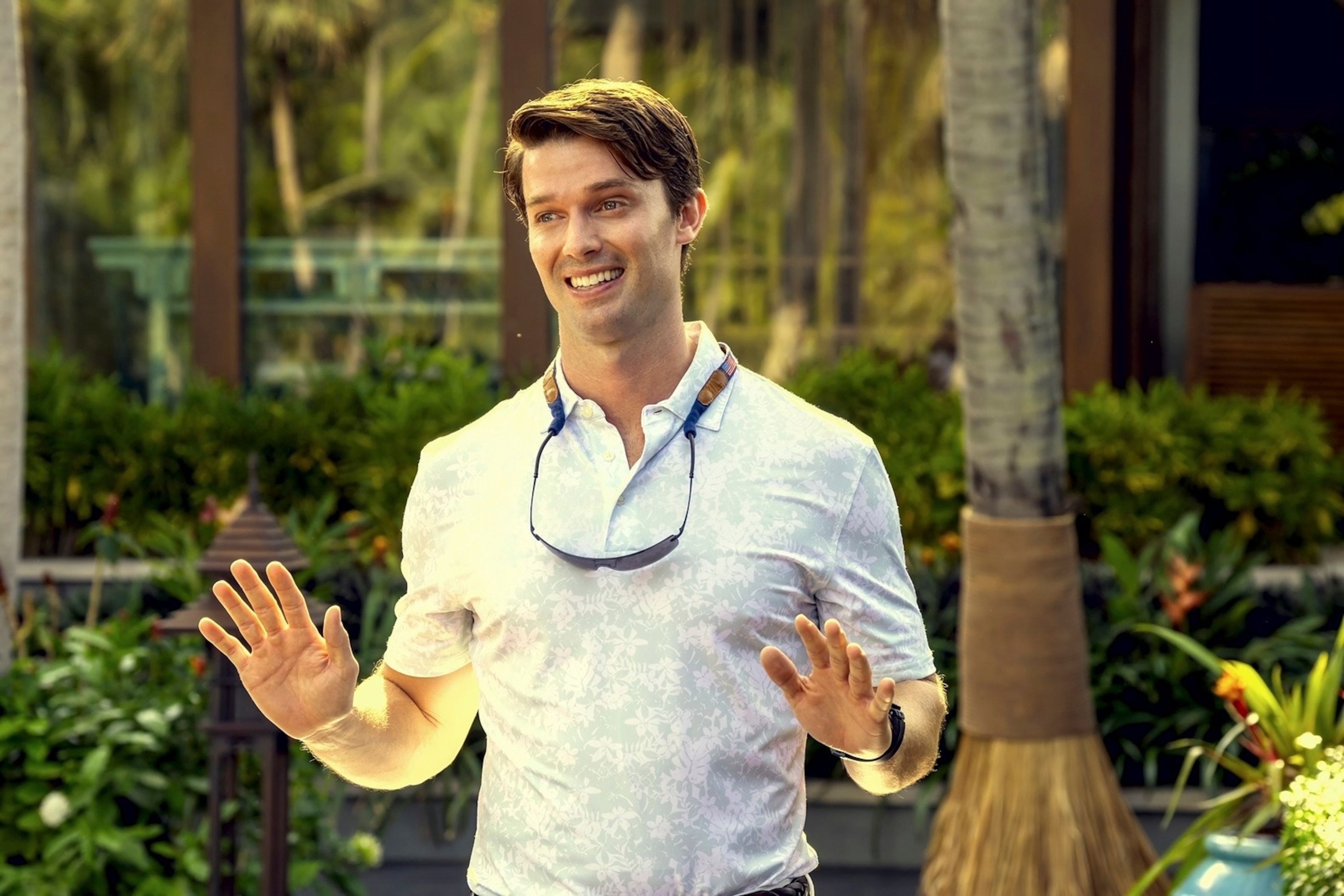 Actor Chris Pratt's Response To Patrick Schwarzenegger's White Lotus Scene Actor Chris Pratt's Response To Patrick Schwarzenegger's White Lotus Scene
