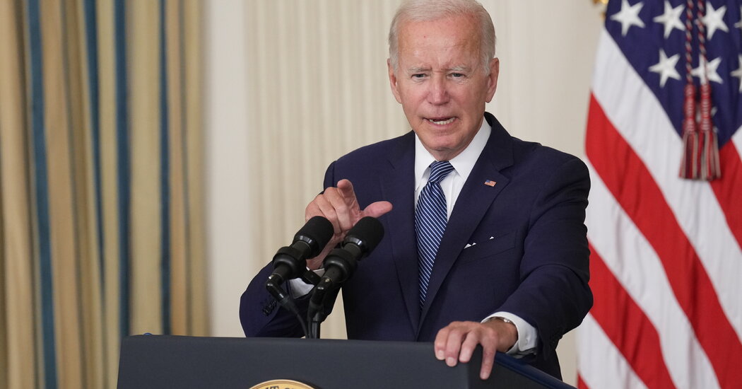Air Traffic Control Failures: DOT Secretary Criticizes Biden Administration's Response To Newark Delays
