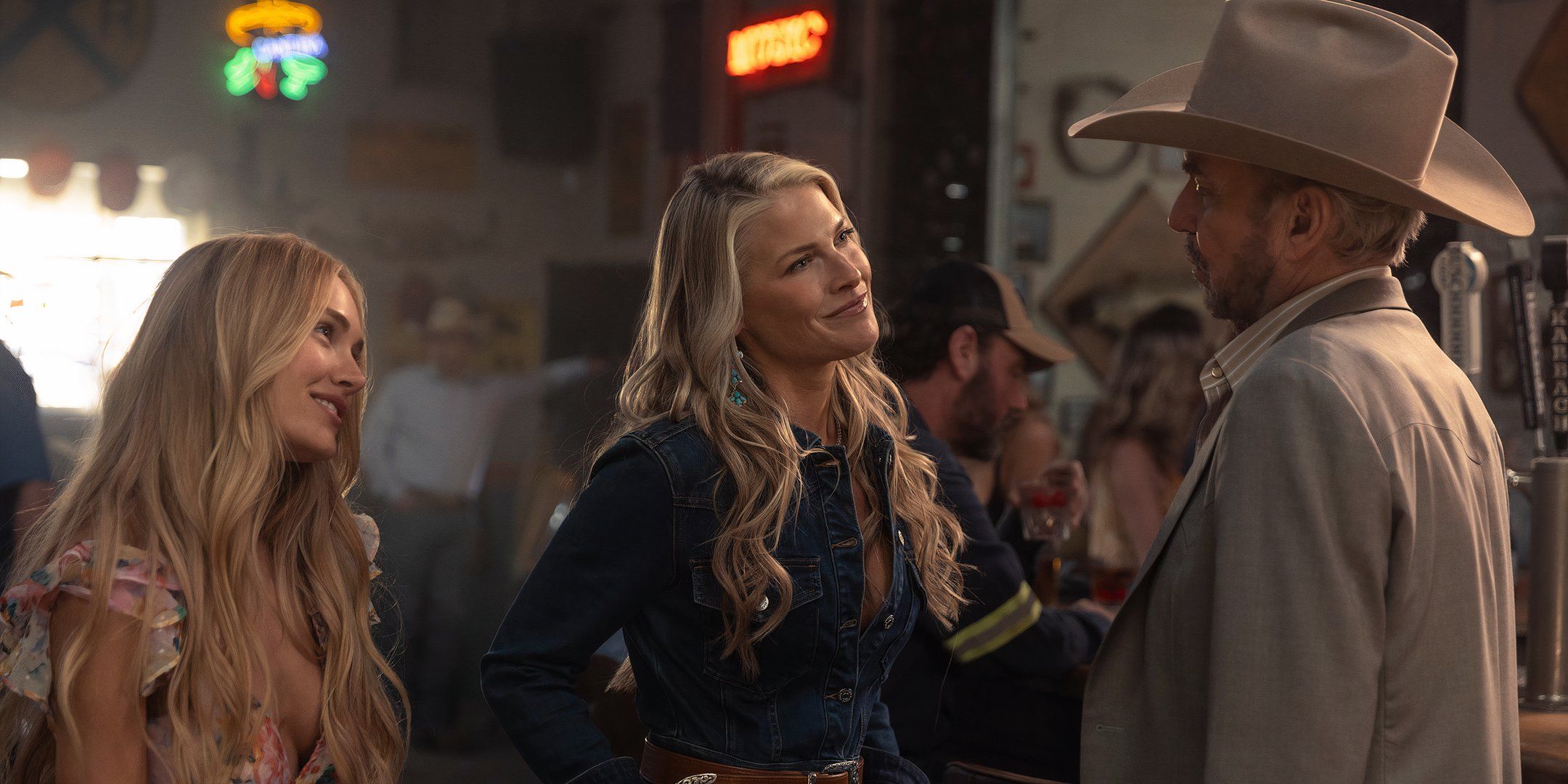 Ali Larter Teases Angela's Season 2 Journey: Reverse-Engineering The Trophy Wife Ali Larter Teases Angela's Season 2 Journey: Reverse-Engineering The Trophy Wife