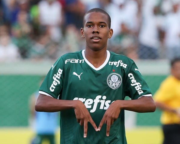 Altitude E Mal-Estar: Estêvão Sai De Jogo Do Palmeiras Após Vômito Altitude E Mal-Estar: Estêvão Sai De Jogo Do Palmeiras Após Vômito