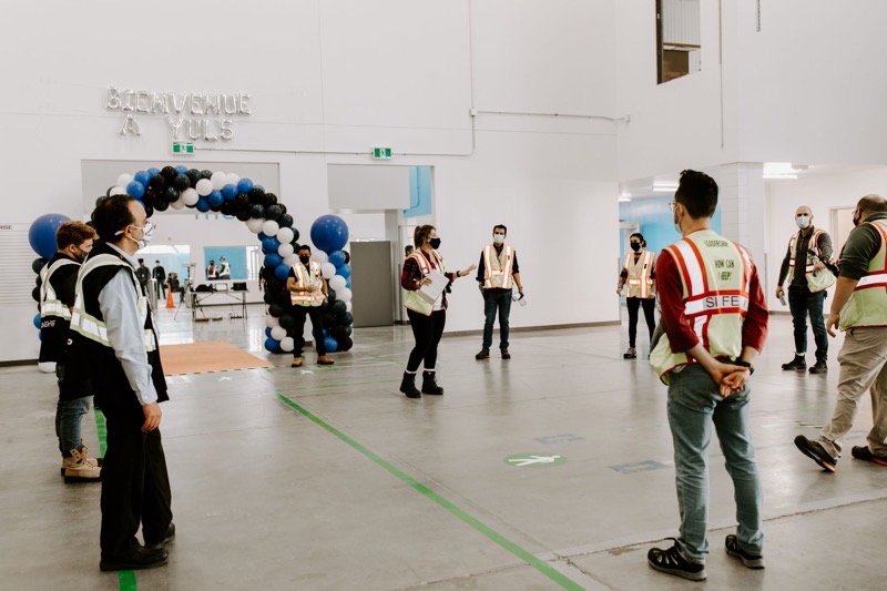 Amazon Faces Union Challenge Over Quebec Warehouse Closings Amazon Faces Union Challenge Over Quebec Warehouse Closings