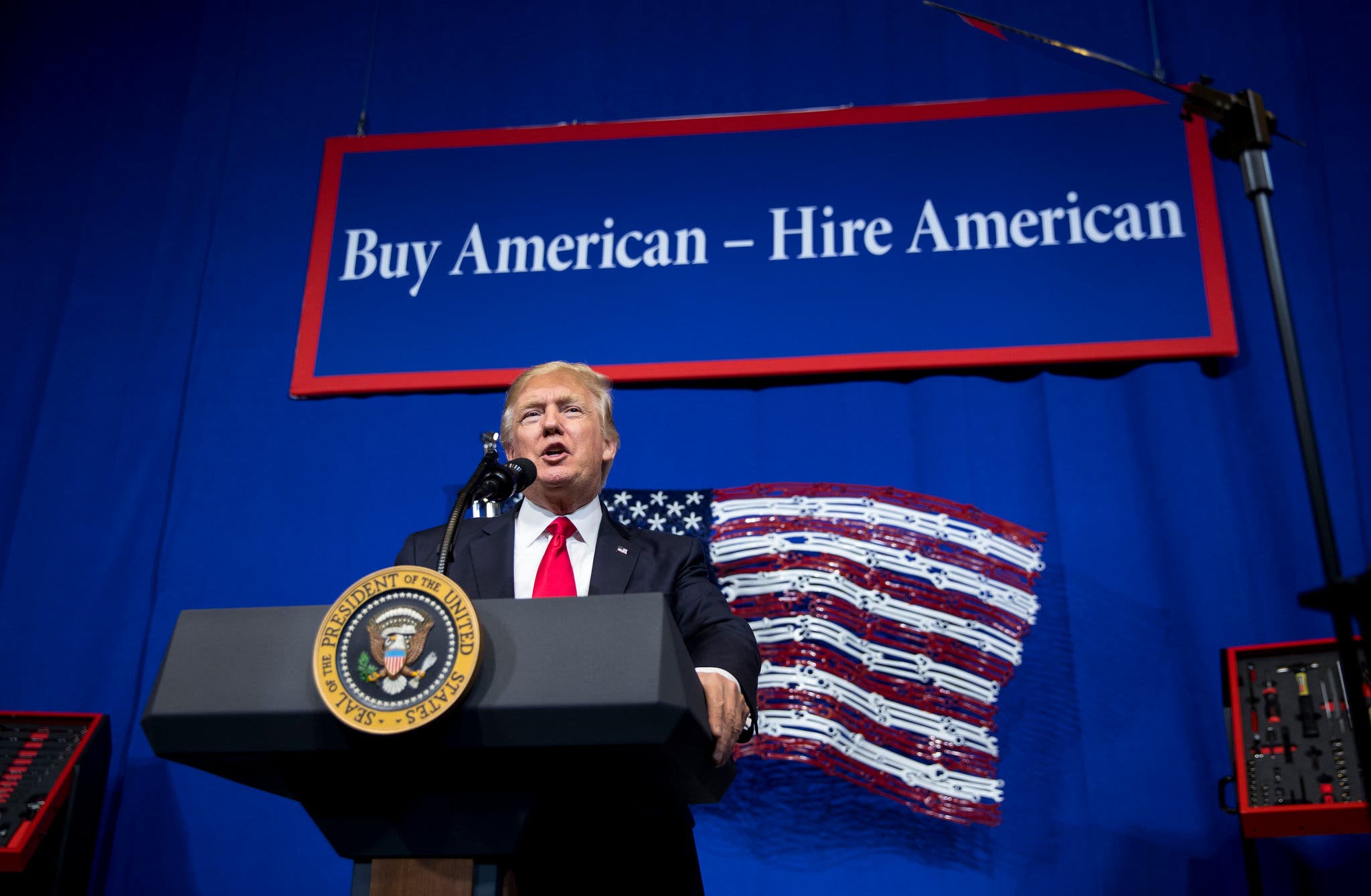 Analyzing The Effects Of Trump's Tariffs On The Auto Industry Analyzing The Effects Of Trump's Tariffs On The Auto Industry