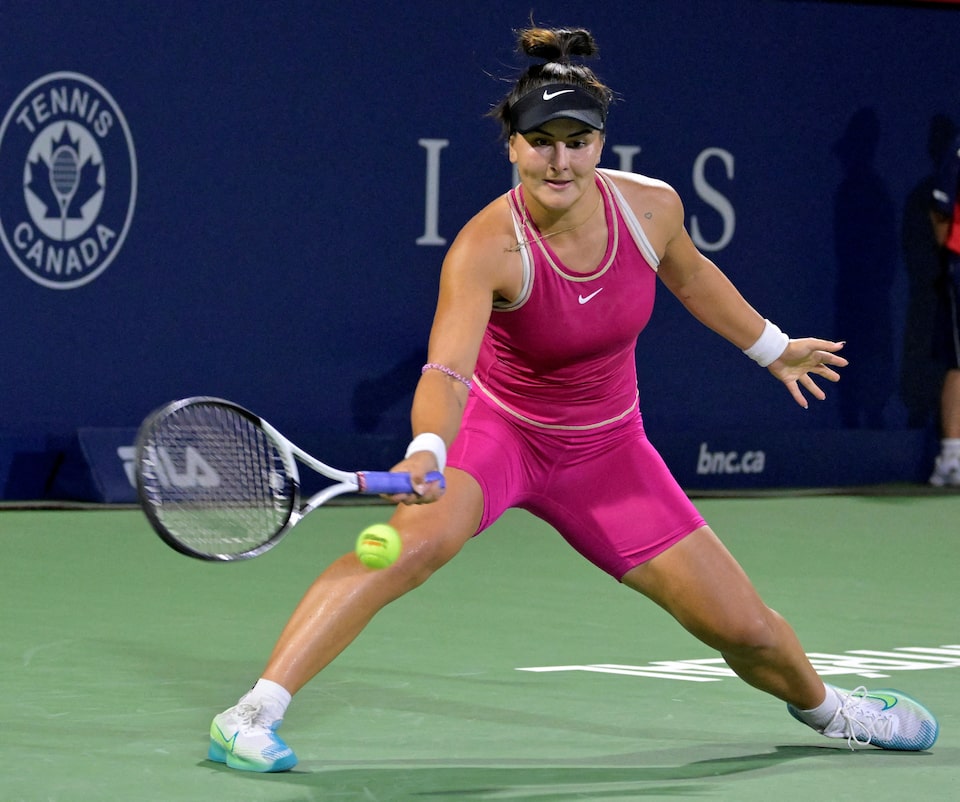 Andreescu Advances To Italian Open Fourth Round With Straight-Sets Victory Over Rybakina Andreescu Advances To Italian Open Fourth Round With Straight-Sets Victory Over Rybakina