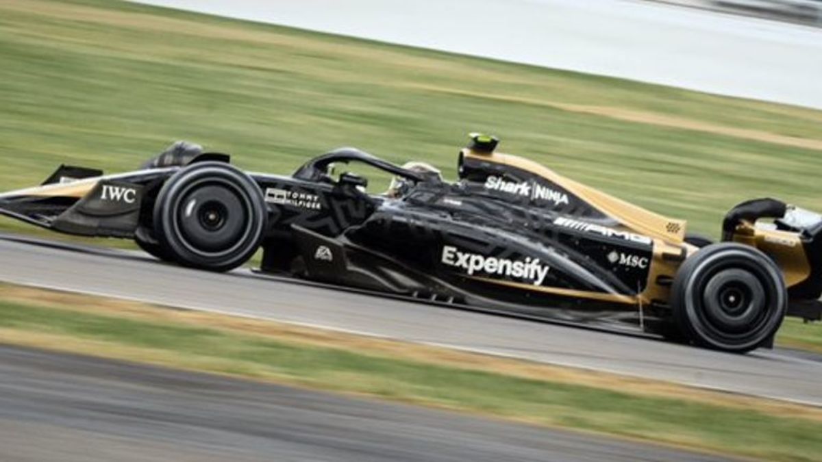 Apple Maps And Brad Pitt's Formula 1 Film: A New Partnership Apple Maps And Brad Pitt's Formula 1 Film: A New Partnership