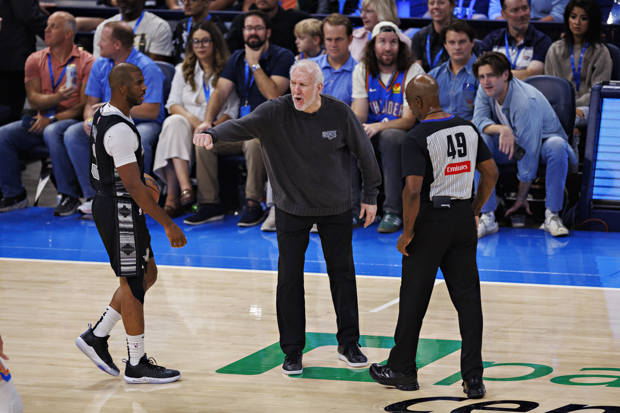 Après Popovich, Johnson Aux Commandes Des Spurs : Une Nouvelle Ère Commence Après Popovich, Johnson Aux Commandes Des Spurs : Une Nouvelle Ère Commence