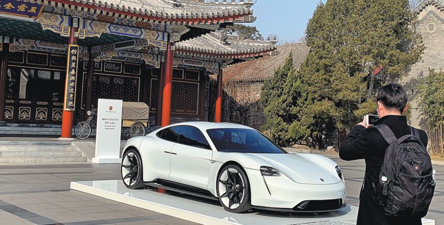 Are BMW And Porsche Losing Their Grip On The Chinese Market? Are BMW And Porsche Losing Their Grip On The Chinese Market?