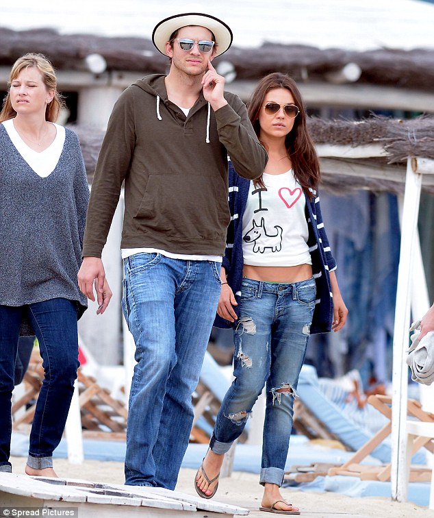 Ashton Kutcher And Mila Kunis' Romanian Family Vacation Amidst Marriage Rumors Ashton Kutcher And Mila Kunis' Romanian Family Vacation Amidst Marriage Rumors