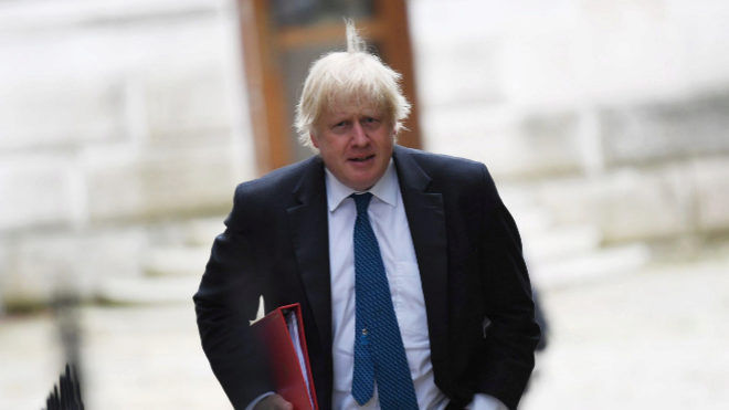 Ataque De Avestruz A Boris Johnson En Texas: Detalles Del Incidente Familiar Ataque De Avestruz A Boris Johnson En Texas: Detalles Del Incidente Familiar