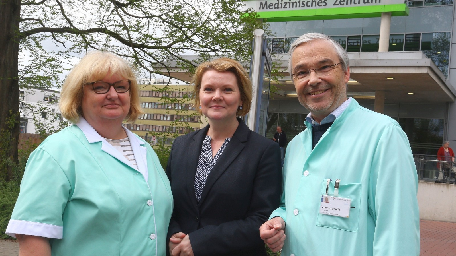 Berührende Momente In Der Nähe Des Uniklinikums Essen Berührende Momente In Der Nähe Des Uniklinikums Essen