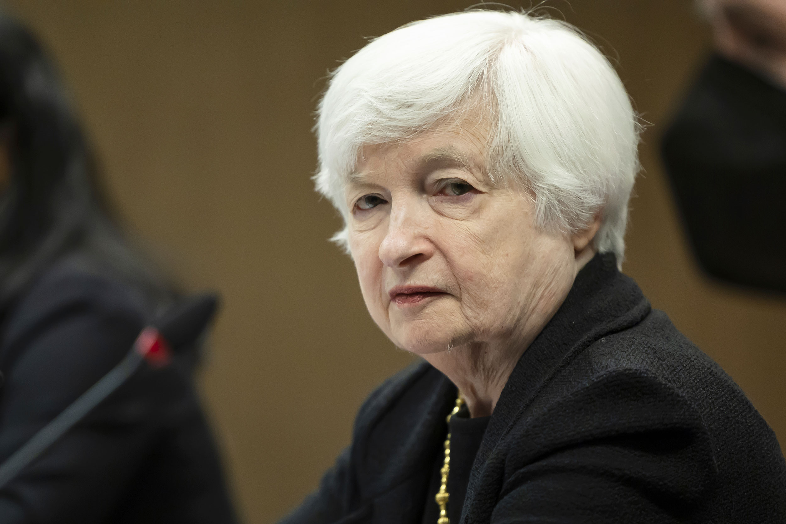 Bessent's Warning: US Debt Limit Measures May Expire In August Bessent's Warning: US Debt Limit Measures May Expire In August
