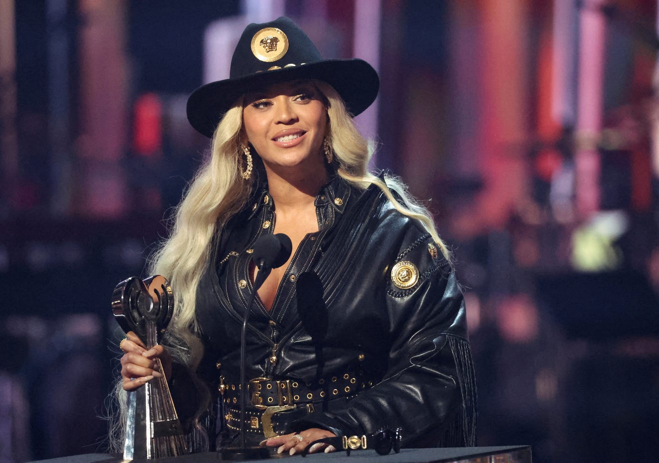 Beyoncé And Taylor Swift's 2025 American Music Award Nominations Beyoncé And Taylor Swift's 2025 American Music Award Nominations