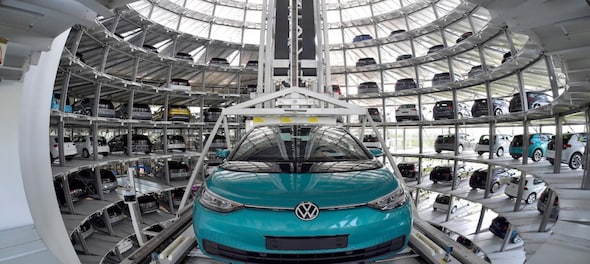 Beyond BMW And Porsche: Analyzing Western Automakers' Struggles In China Beyond BMW And Porsche: Analyzing Western Automakers' Struggles In China