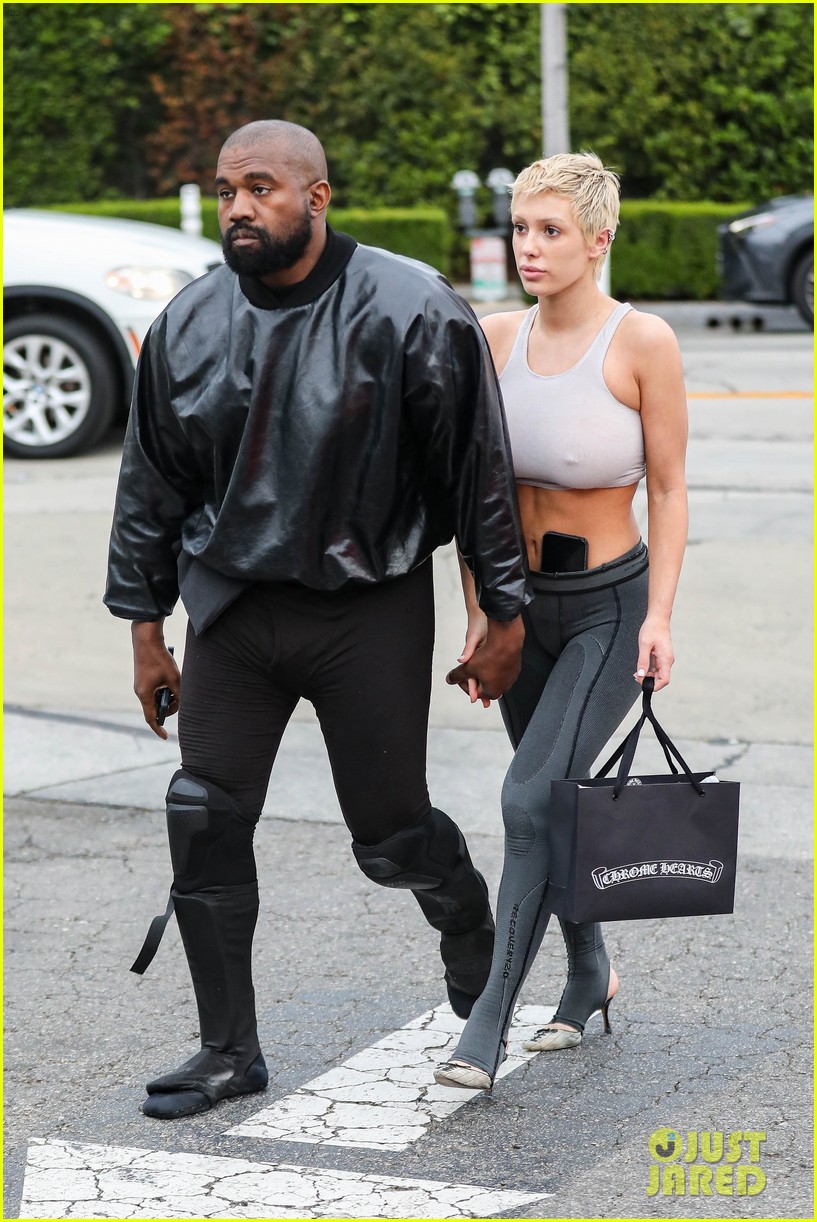 Bianca Censori And Kanye West: An Examination Of Power Dynamics And Control Bianca Censori And Kanye West: An Examination Of Power Dynamics And Control