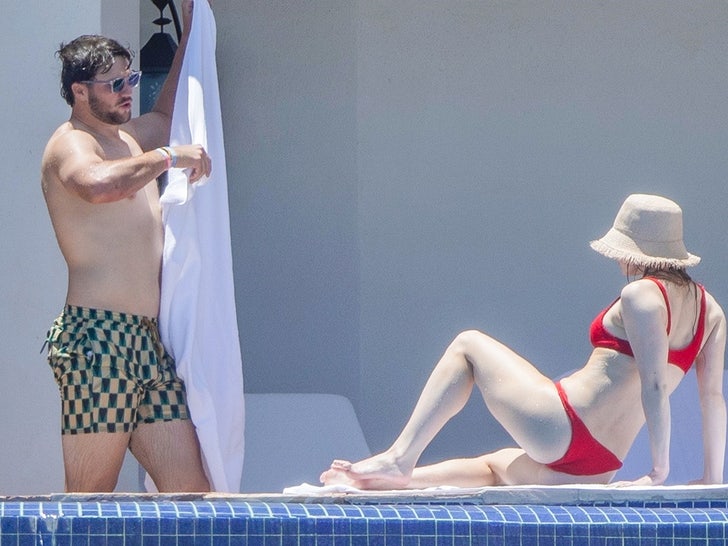 Bills QB Josh Allen: Focused On Football Despite Impending Wedding To Hailee Steinfeld Bills QB Josh Allen: Focused On Football Despite Impending Wedding To Hailee Steinfeld