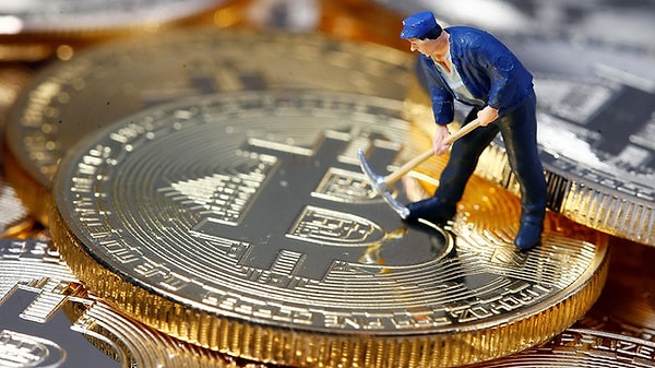 Bitcoin Madenciliğinin Geleceği: Son Mu, Devam Mı? Bitcoin Madenciliğinin Geleceği: Son Mu, Devam Mı?