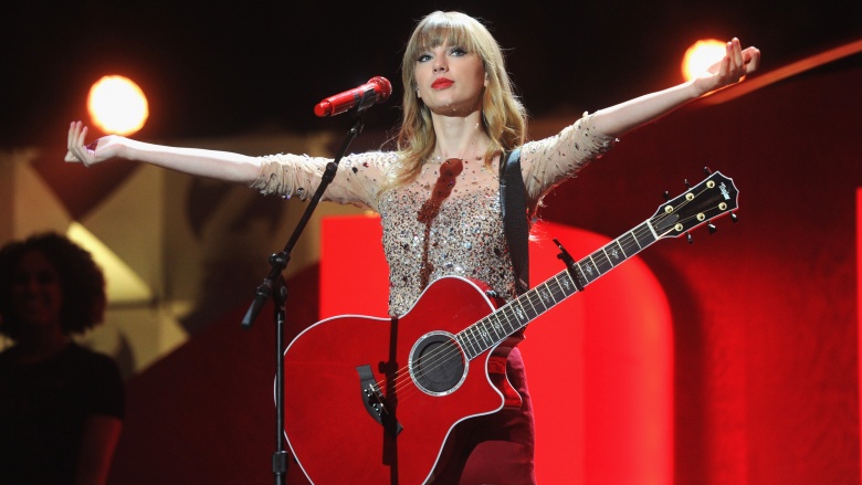 Blake Lively's Lawyer Allegedly Threatened To Leak Taylor Swift Texts: The Full Story Blake Lively's Lawyer Allegedly Threatened To Leak Taylor Swift Texts: The Full Story