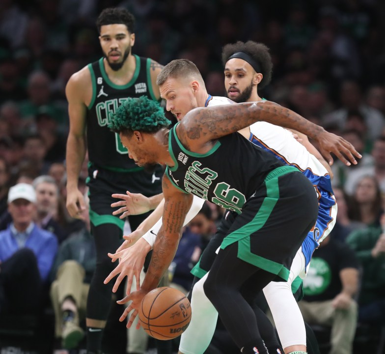 Blowout Victory Propels Celtics To Division Title Blowout Victory Propels Celtics To Division Title