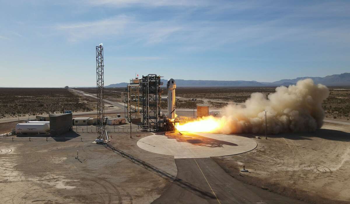 Blue Origin's New Shepard Launch Postponed: Vehicle Problem Blue Origin's New Shepard Launch Postponed: Vehicle Problem