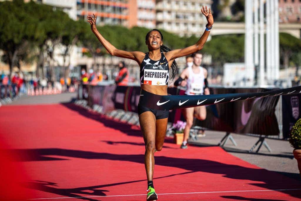 Breaking The Trans-Australia Run World Record: The Latest Updates Breaking The Trans-Australia Run World Record: The Latest Updates