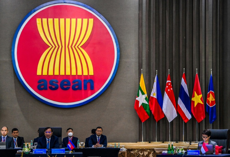 Britain And Australia's Hypocrisy: Ignoring Opposition Abuses In Myanmar Britain And Australia's Hypocrisy: Ignoring Opposition Abuses In Myanmar