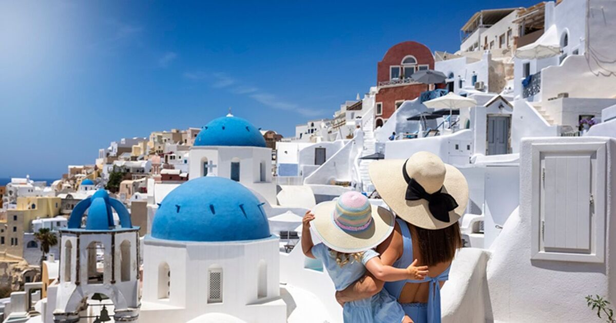British Tourists In Greece: Foreign Office Issues Urgent Four-Point Warning British Tourists In Greece: Foreign Office Issues Urgent Four-Point Warning