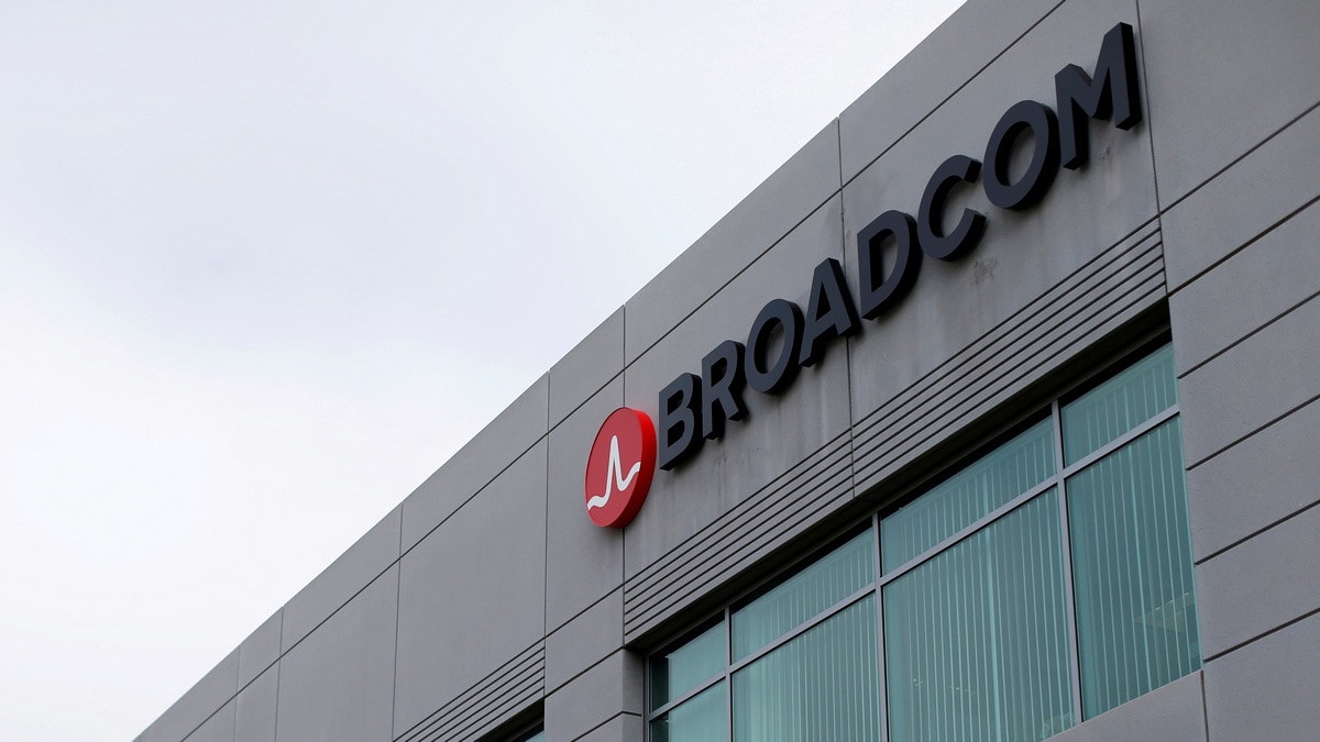 Broadcom's VMware Acquisition: AT&T Highlights Extreme Price Surge Broadcom's VMware Acquisition: AT&T Highlights Extreme Price Surge