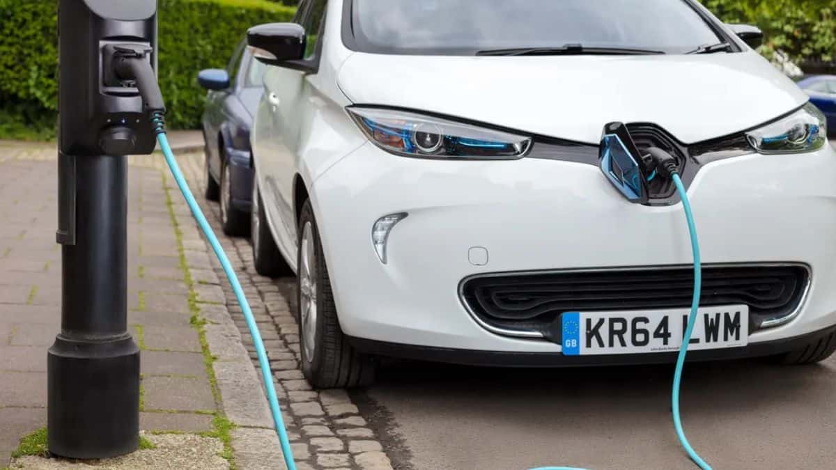 California's Exclusive EV Mandate Under Fire From Automakers California's Exclusive EV Mandate Under Fire From Automakers