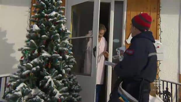 Canada Post Door-to-Door Mail Delivery: Commission Report Recommends Phase-Out Canada Post Door-to-Door Mail Delivery: Commission Report Recommends Phase-Out