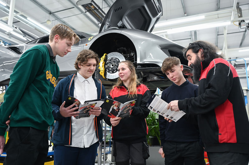Car Dealerships Step Up Resistance To Mandatory EV Sales Car Dealerships Step Up Resistance To Mandatory EV Sales