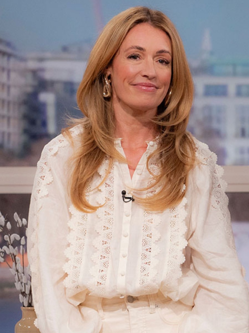 Cat Deeley's This Morning Outfit: A Summer Office Style Guide Cat Deeley's This Morning Outfit: A Summer Office Style Guide