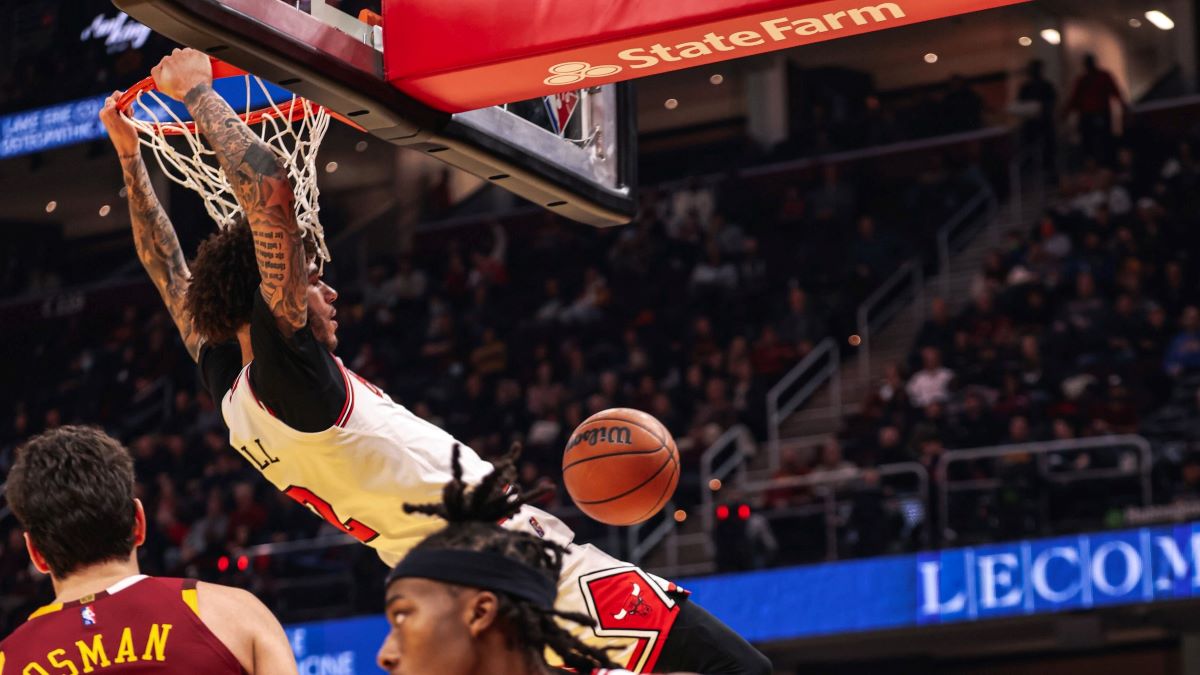 Cavaliers Defeat Bulls, Claim Eastern Conference Lead Cavaliers Defeat Bulls, Claim Eastern Conference Lead