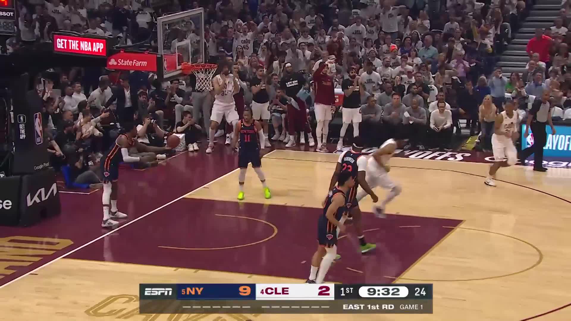 Cavaliers Extend Winning Streak To 10 With DeAndre Hunter's Strong Performance