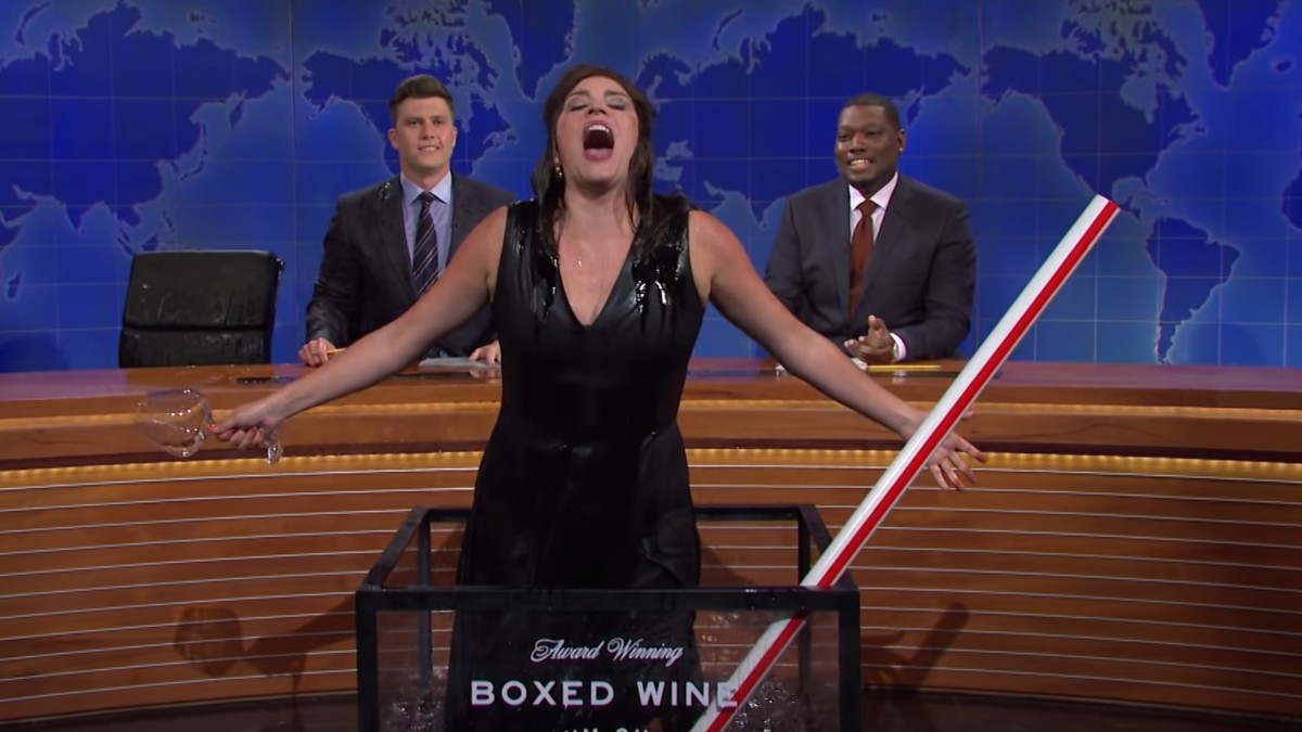Cecily Strong And Colin Jost's Surprise 'SNL' Cameos: Cold Open Highlights Cecily Strong And Colin Jost's Surprise 'SNL' Cameos: Cold Open Highlights