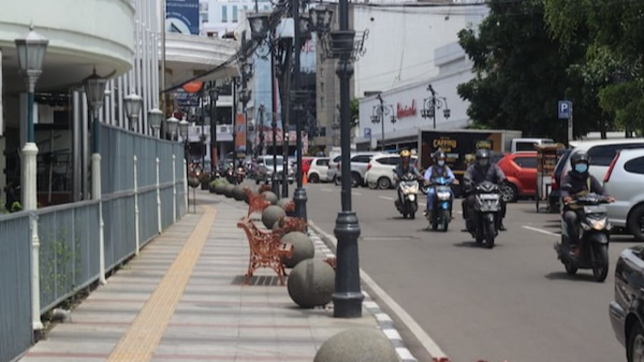 Cek Prakiraan Cuaca Bandung Dan Jawa Barat (22/4): Apakah Akan Hujan Siang? Cek Prakiraan Cuaca Bandung Dan Jawa Barat (22/4): Apakah Akan Hujan Siang?