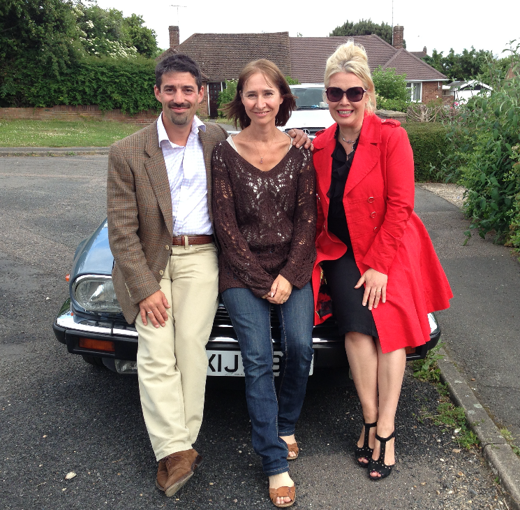 Celebrity Antiques Road Trip: Locations, Experts, And Memorable Moments Celebrity Antiques Road Trip: Locations, Experts, And Memorable Moments