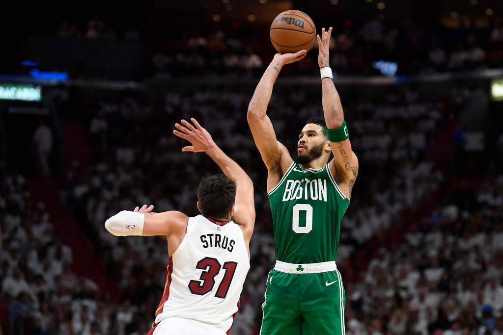 Celtics Vs Suns Game On April 4th: Where To Watch & Stream Celtics Vs Suns Game On April 4th: Where To Watch & Stream