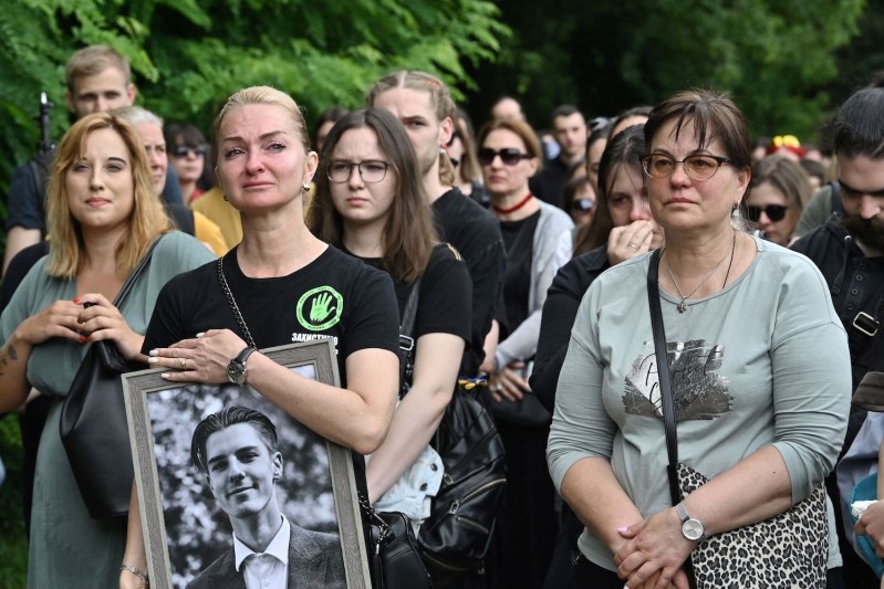 Cemetery Corruption In Ukraine: The Profiting From Fallen Soldiers Cemetery Corruption In Ukraine: The Profiting From Fallen Soldiers