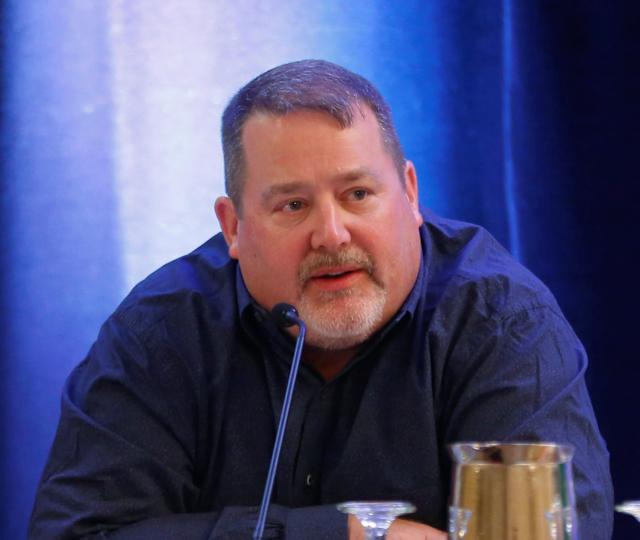 Cenovus CEO Downplays Potential MEG Acquisition, Emphasizing Organic Growth Cenovus CEO Downplays Potential MEG Acquisition, Emphasizing Organic Growth