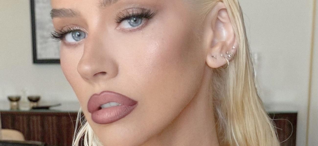 Christina Aguilera's New Photos: Is Too Much Photoshop Changing Her Look? Christina Aguilera's New Photos: Is Too Much Photoshop Changing Her Look?
