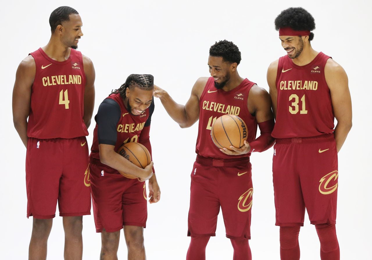 Cleveland Cavaliers Rout Knicks: Mitchell And Mobley's Stellar Performance Cleveland Cavaliers Rout Knicks: Mitchell And Mobley's Stellar Performance