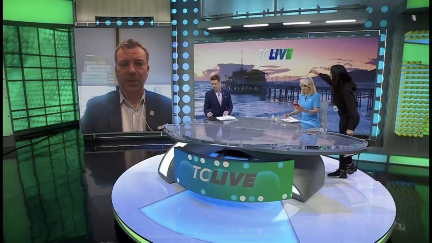 Colapinto Sponsor's Live TV Hot Mic Blunder: F1 News Revealed Colapinto Sponsor's Live TV Hot Mic Blunder: F1 News Revealed