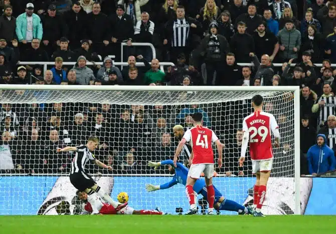 Collymore's Arsenal Critique: Pressure Intensifies On Arteta Collymore's Arsenal Critique: Pressure Intensifies On Arteta