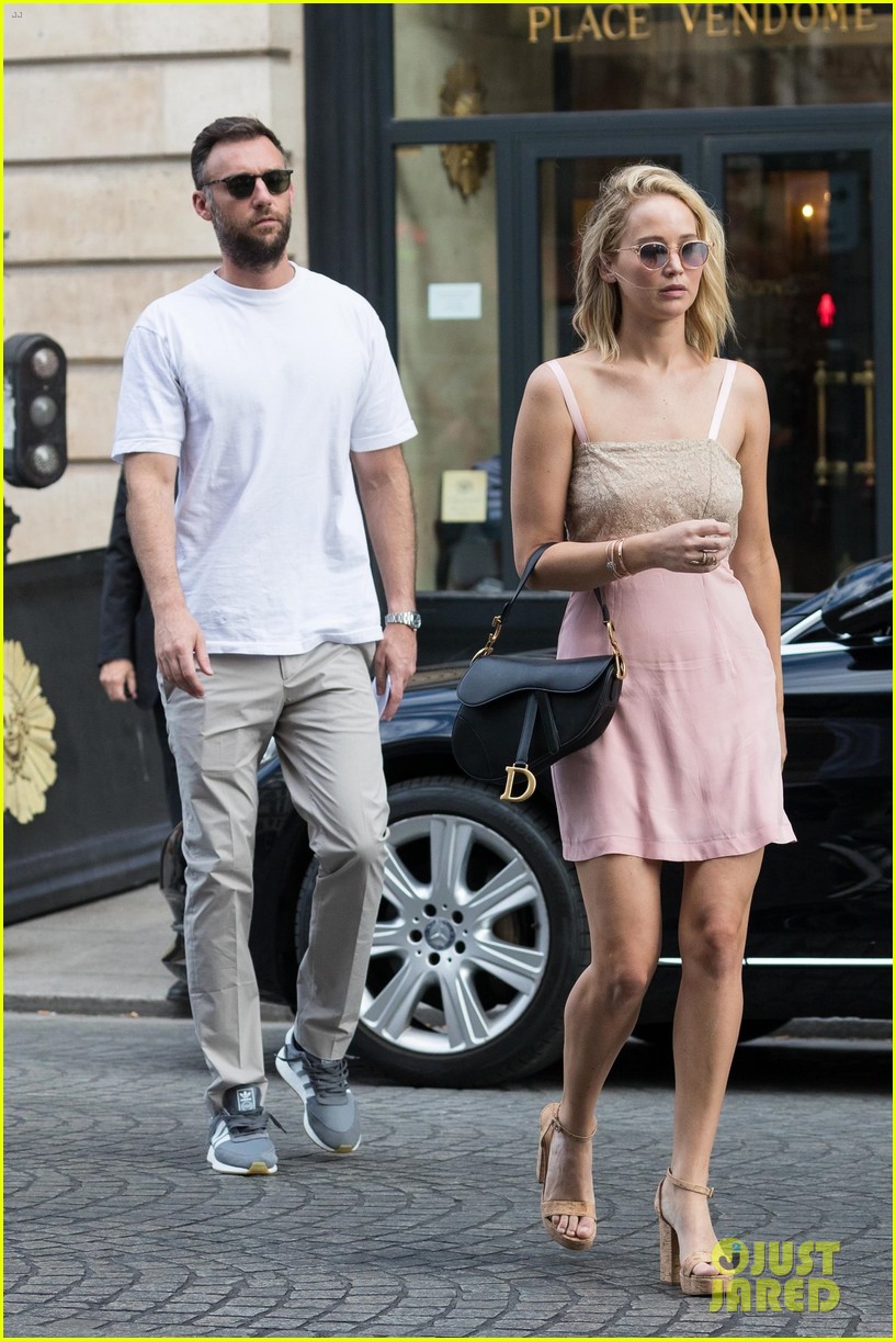 Cooke Maroney And Jennifer Lawrence: A Rare Public Appearance Amidst Baby News Cooke Maroney And Jennifer Lawrence: A Rare Public Appearance Amidst Baby News