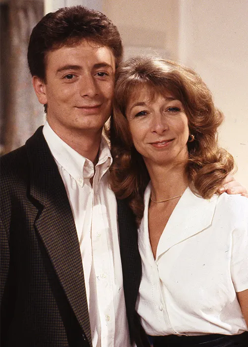 Coronation Street Star's Emotional Exit: Tears On Last Day, Silence Broken Coronation Street Star's Emotional Exit: Tears On Last Day, Silence Broken