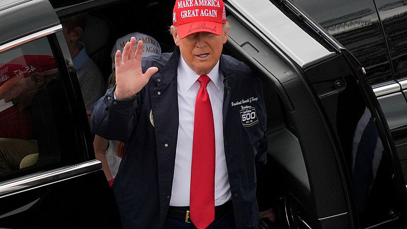 Crisi Moda: L'impatto Dei Dazi Di Trump Sull'Unione Europea Crisi Moda: L'impatto Dei Dazi Di Trump Sull'Unione Europea